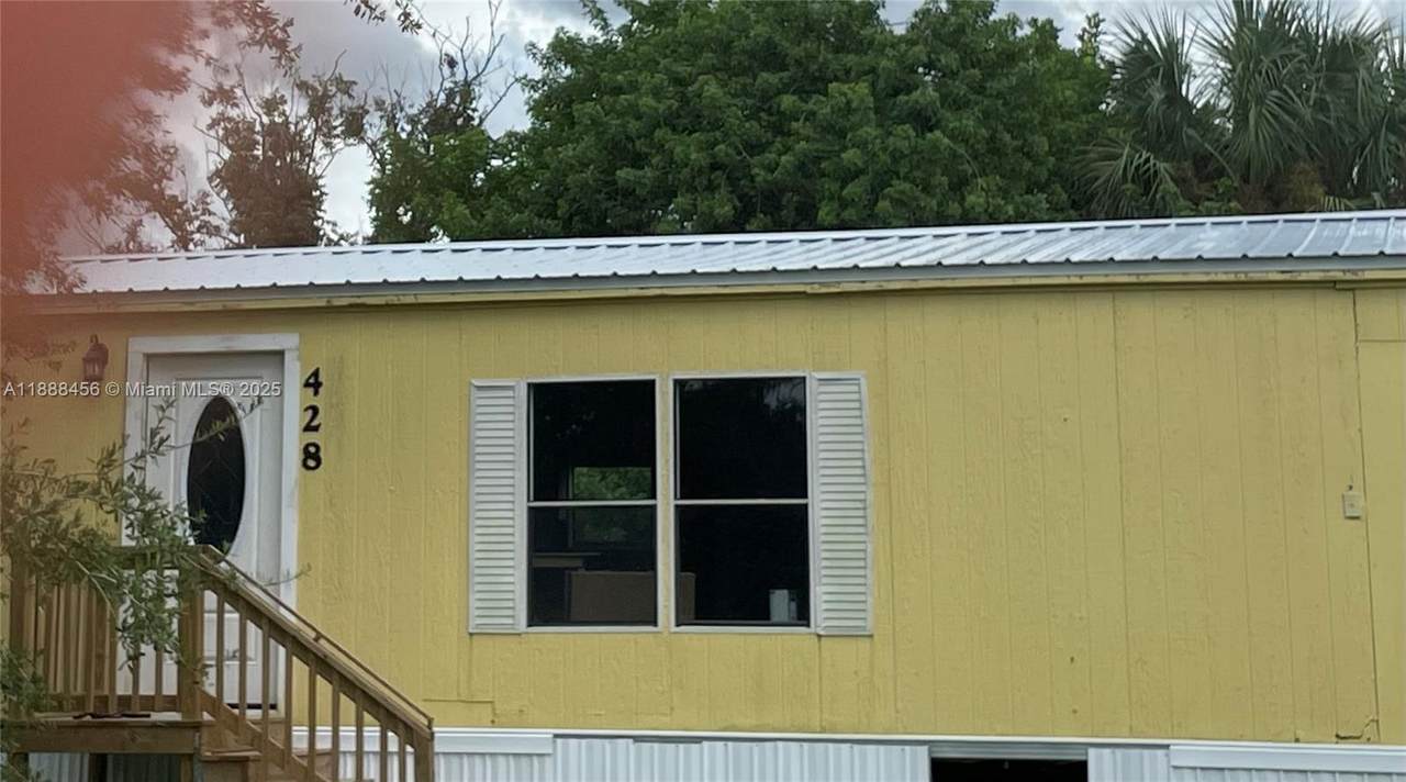 428 Avenue D - Photo 1