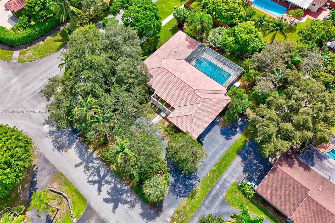 9700 146th St - Photo 1