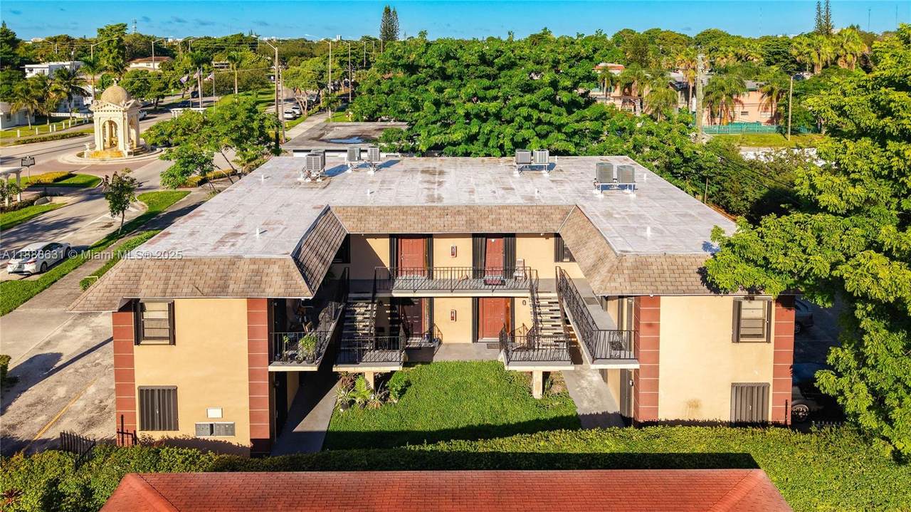 2335 172nd St - Photo 1