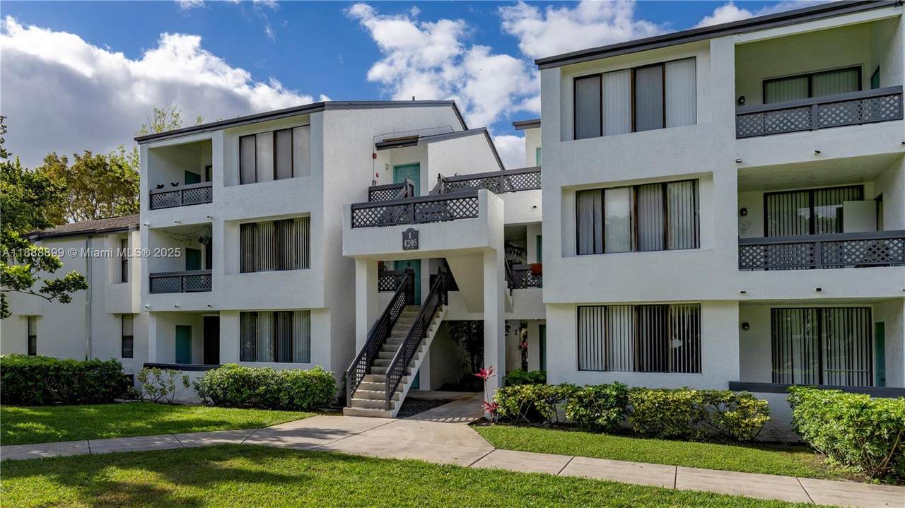 4303 Atlantic Blvd - Photo 1