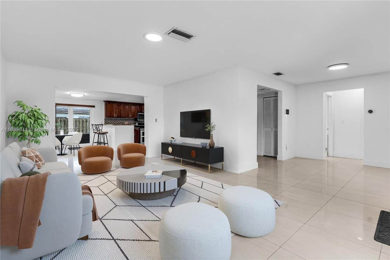 8310 26th St - Photo 1