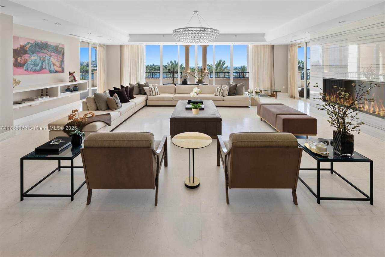 7133 Fisher Island Dr - Photo 1