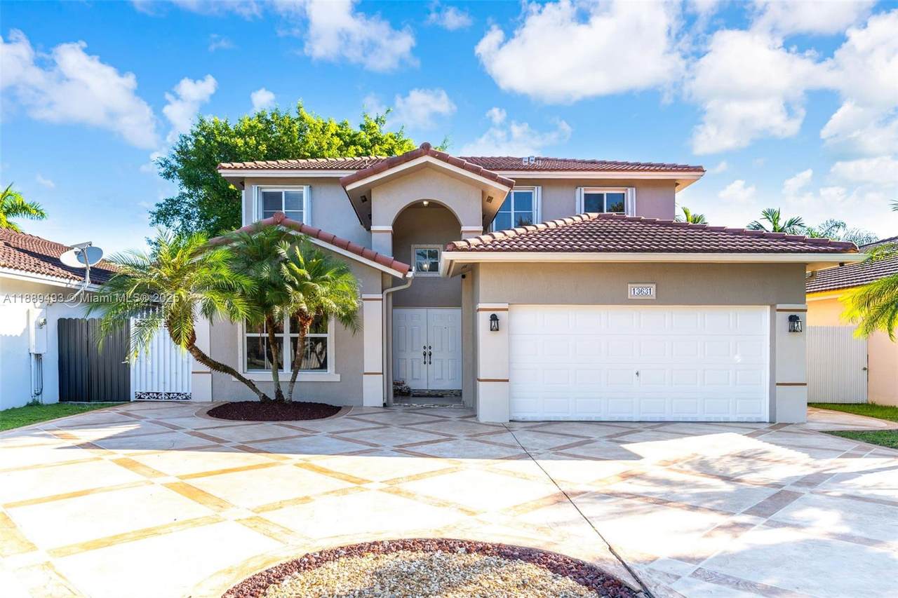 13631 279th St - Photo 1