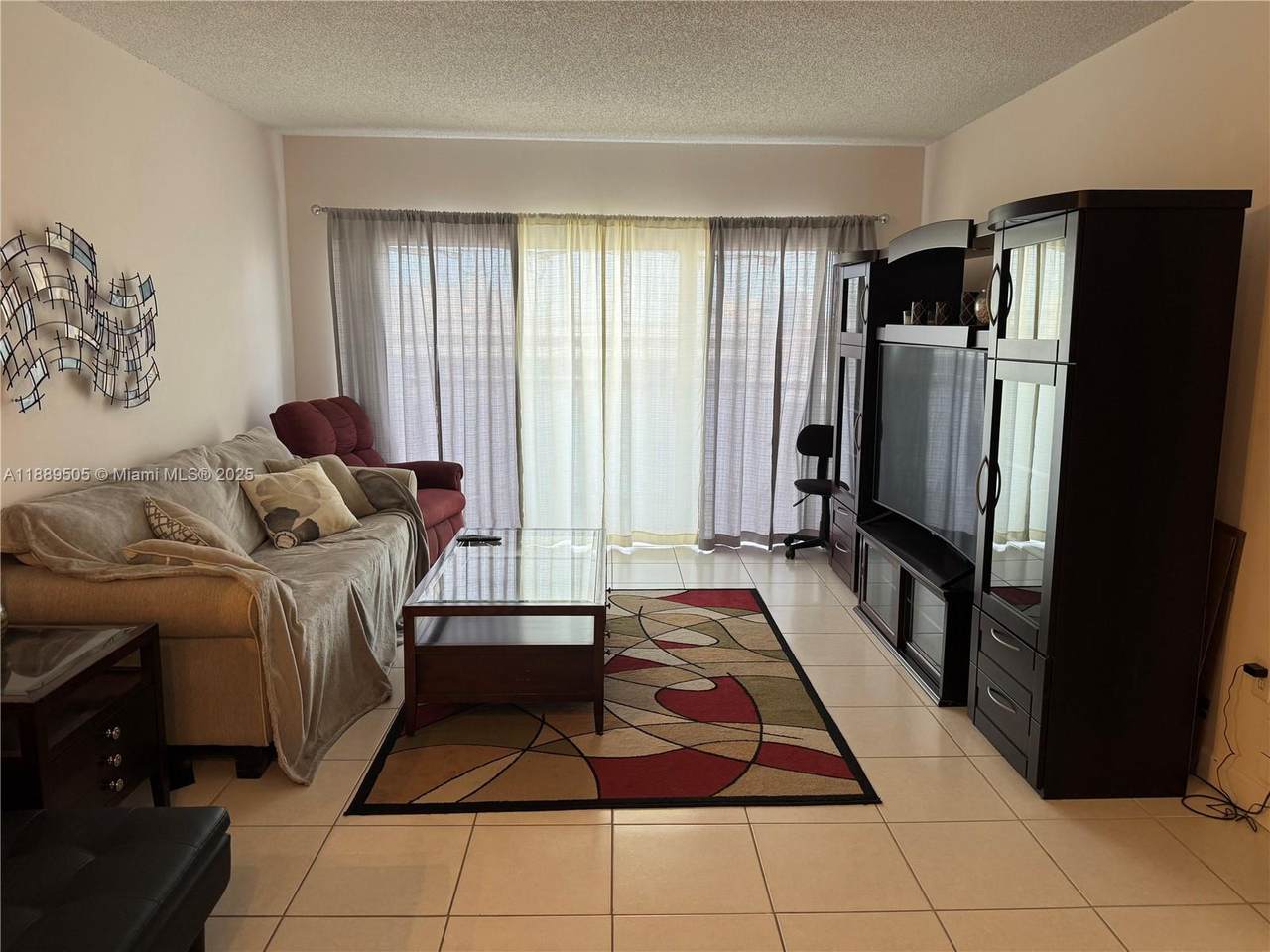 https://bt-photos.global.ssl.fastly.net/miami/1280_boomver_1_A11889505-2.jpg