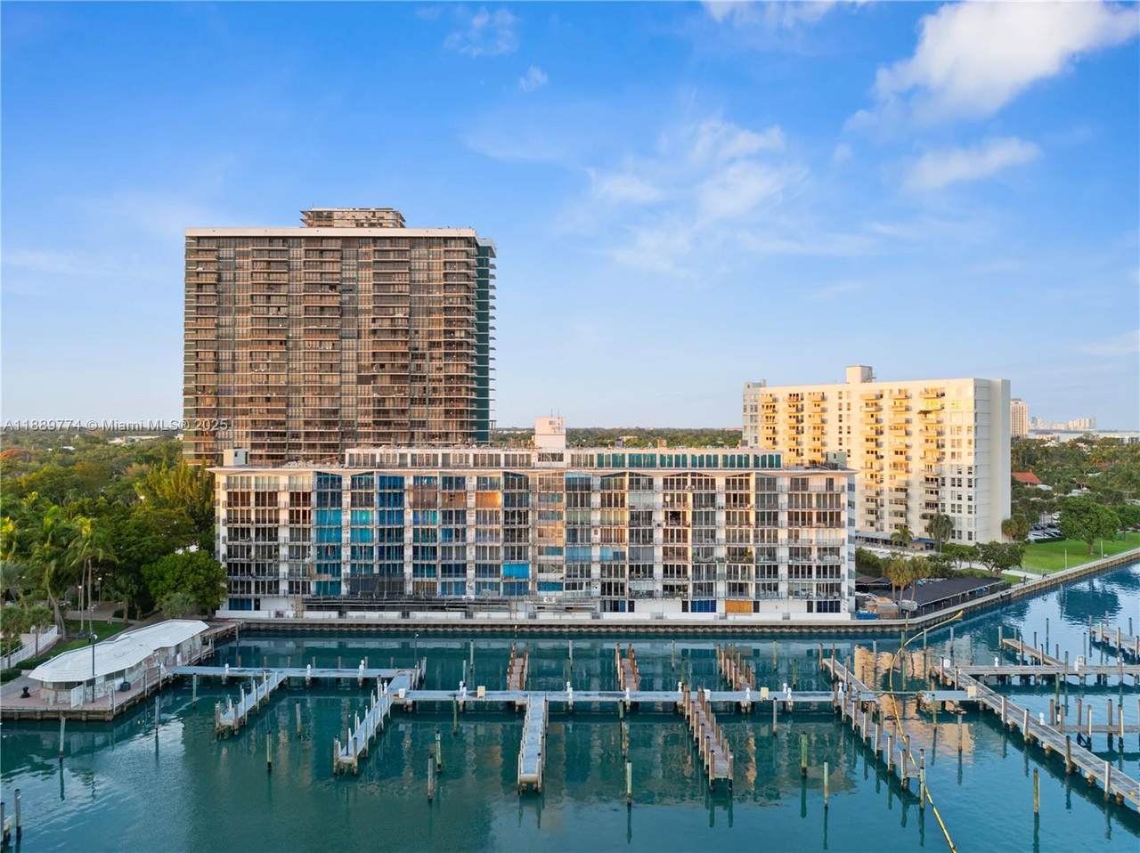 https://bt-photos.global.ssl.fastly.net/miami/1280_boomver_1_A11889774-2.jpg