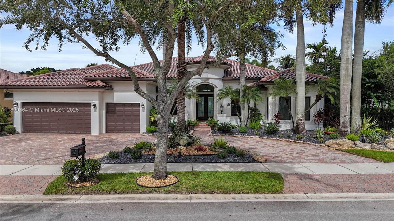 11807 69th Pl - Photo 1