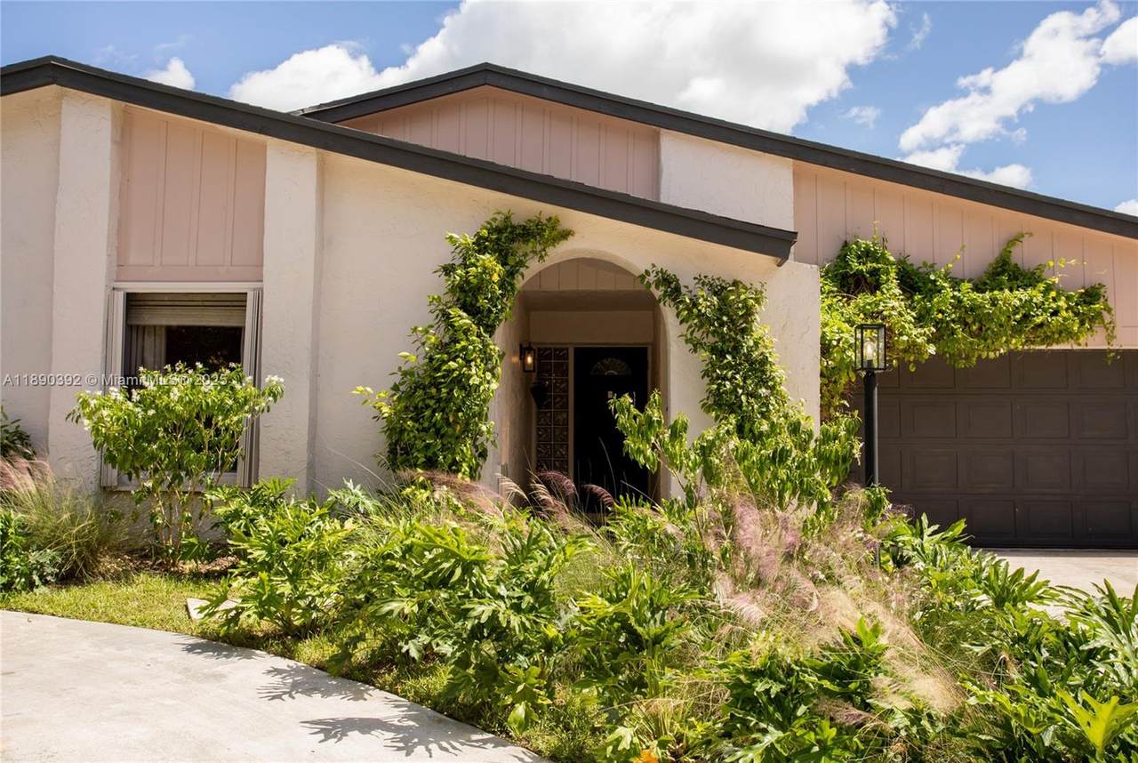 10605 132nd Ct - Photo 1