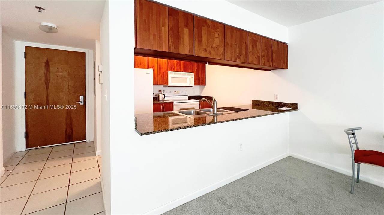1200 Brickell Bay Dr - Photo 1