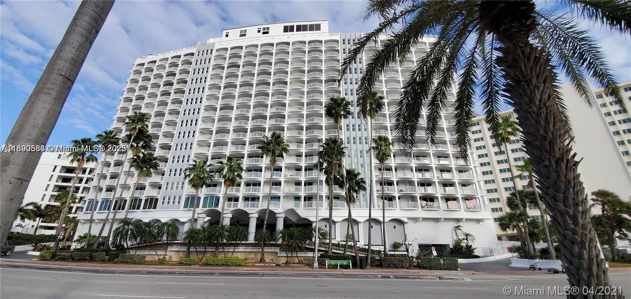 5401 Collins Ave - Photo 1