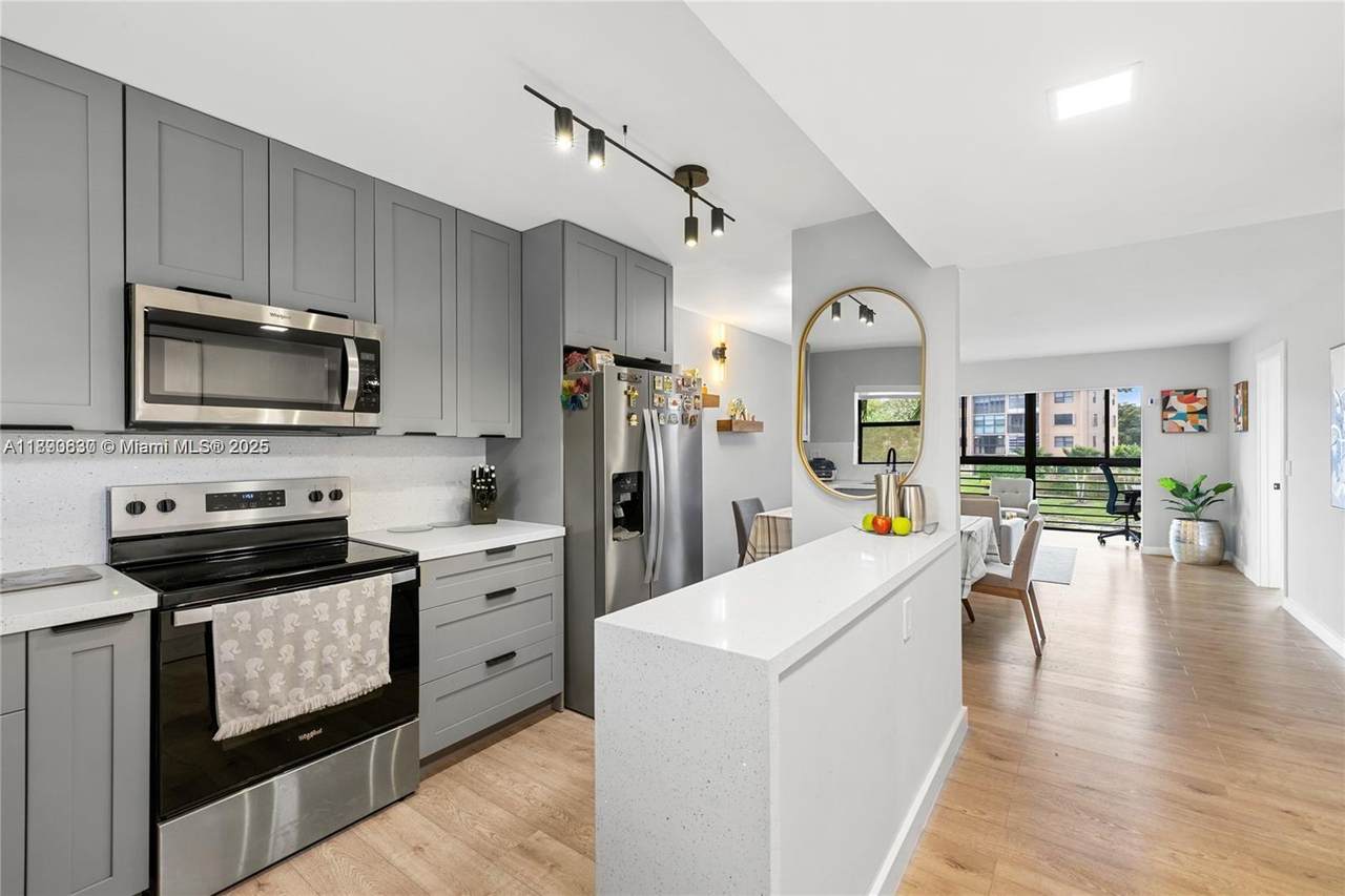 10444 30th Ct - Photo 1