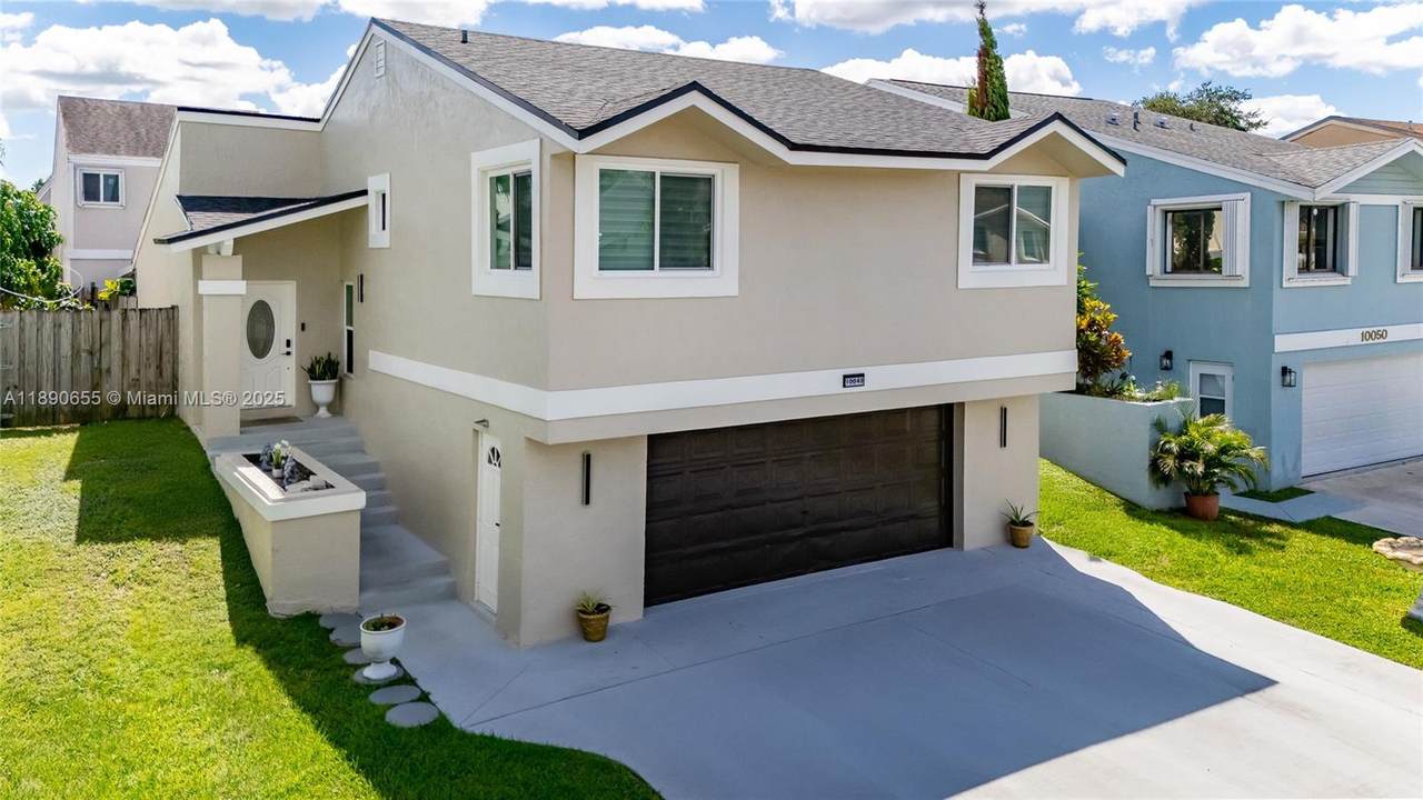 10048 221st St - Photo 1