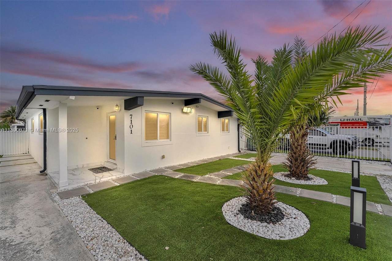 7101 21st St - Photo 1