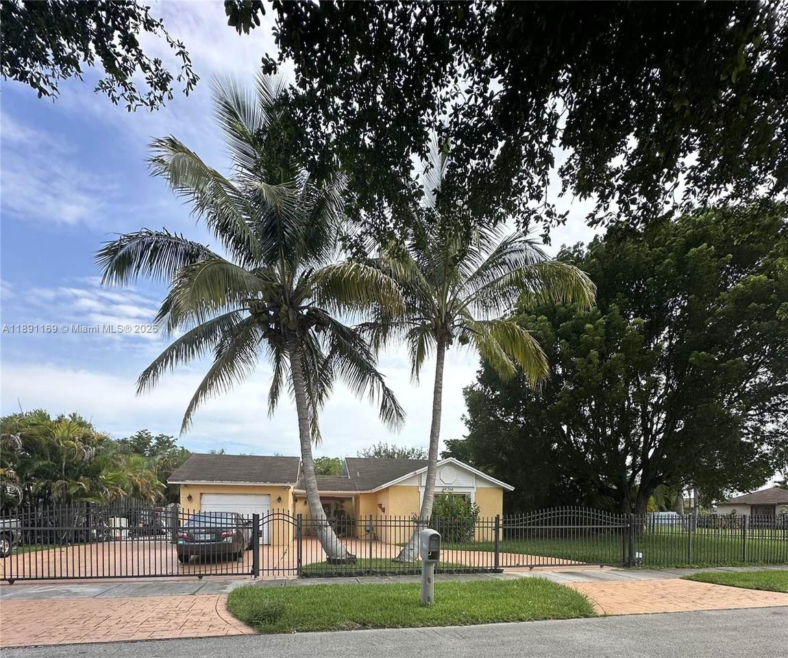 14266 154th St - Photo 1