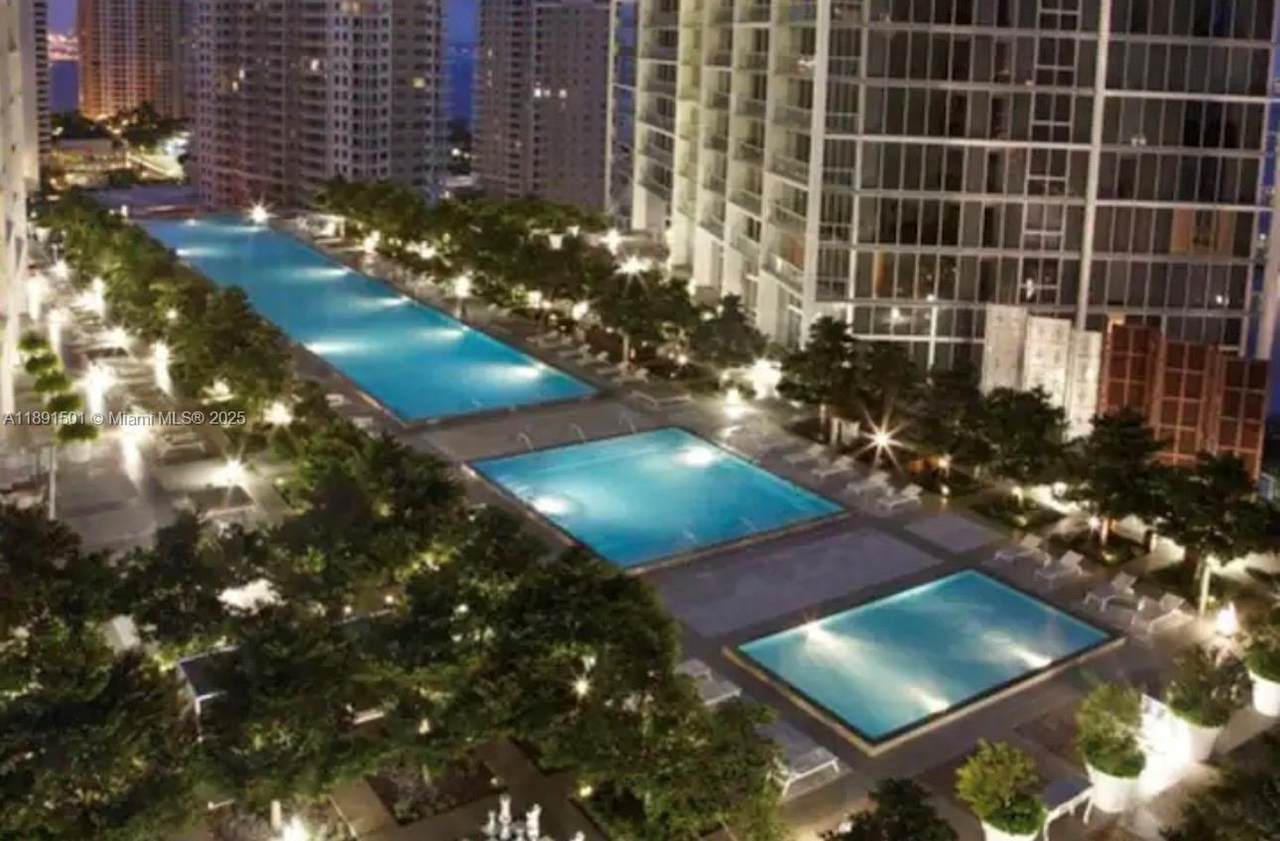 https://bt-photos.global.ssl.fastly.net/miami/1280_boomver_1_A11891501-2.jpg