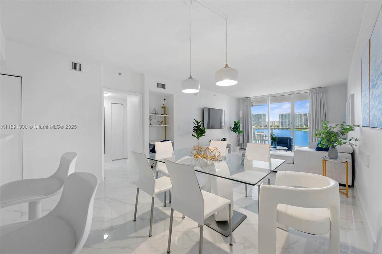 18100 Bay Rd - Photo 1