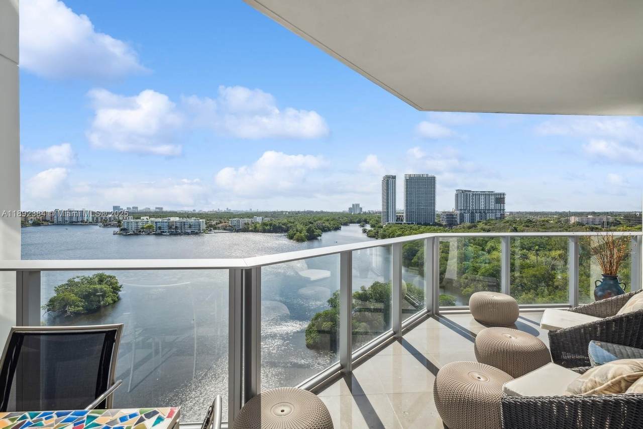 17111 Biscayne Blvd - Photo 1