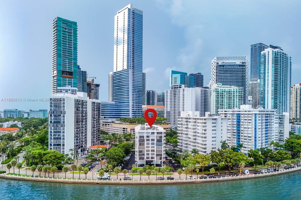 1440 Brickell Bay Dr - Photo 1