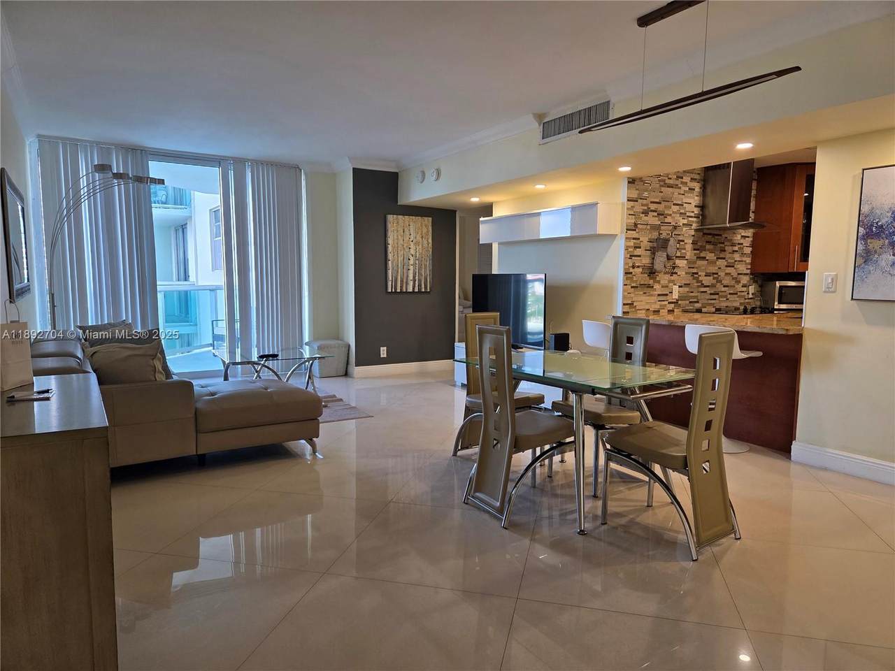 3901 Ocean Dr - Photo 1