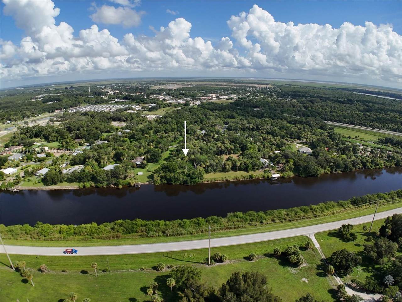 https://bt-photos.global.ssl.fastly.net/miami/1280_boomver_1_A11892854-2.jpg