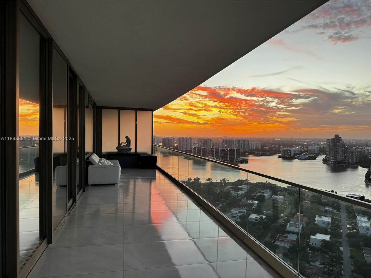 https://bt-photos.global.ssl.fastly.net/miami/1280_boomver_1_A11893381-2.jpg