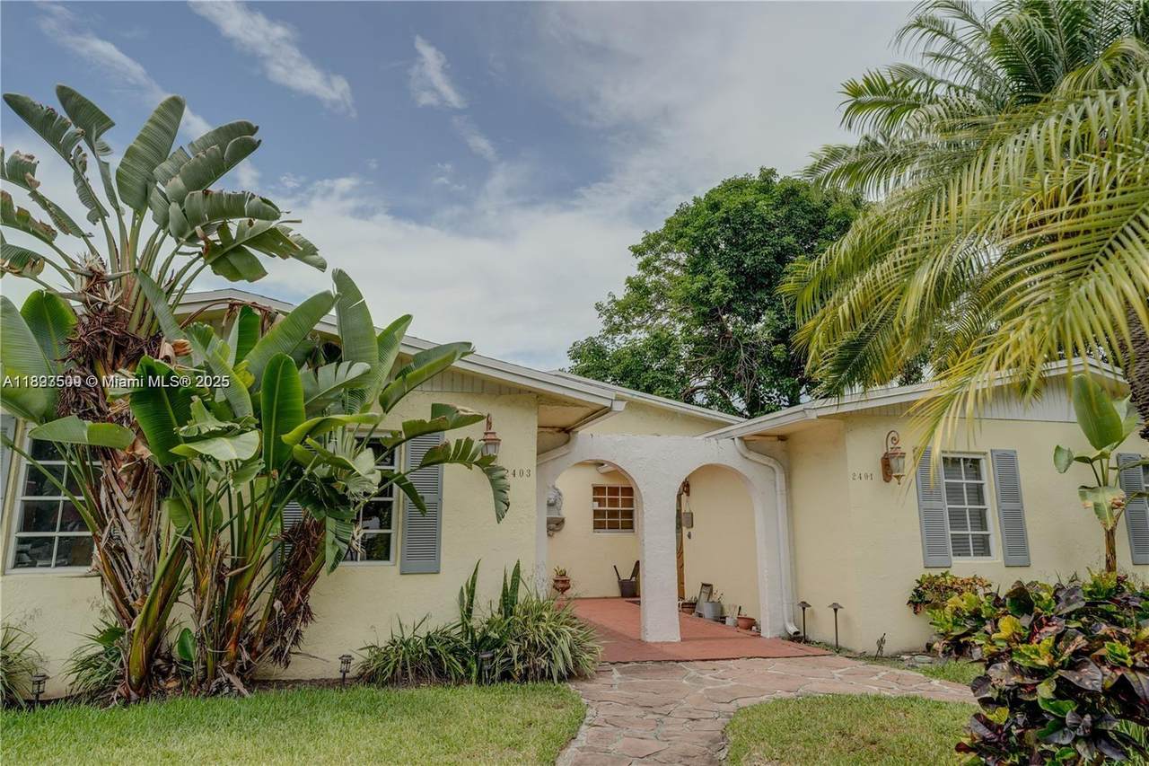 2401 58th Mnr - Photo 1