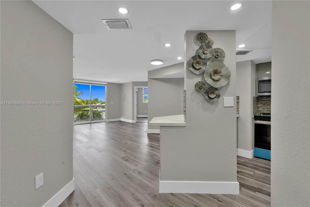5880 Collins Ave - Photo 1