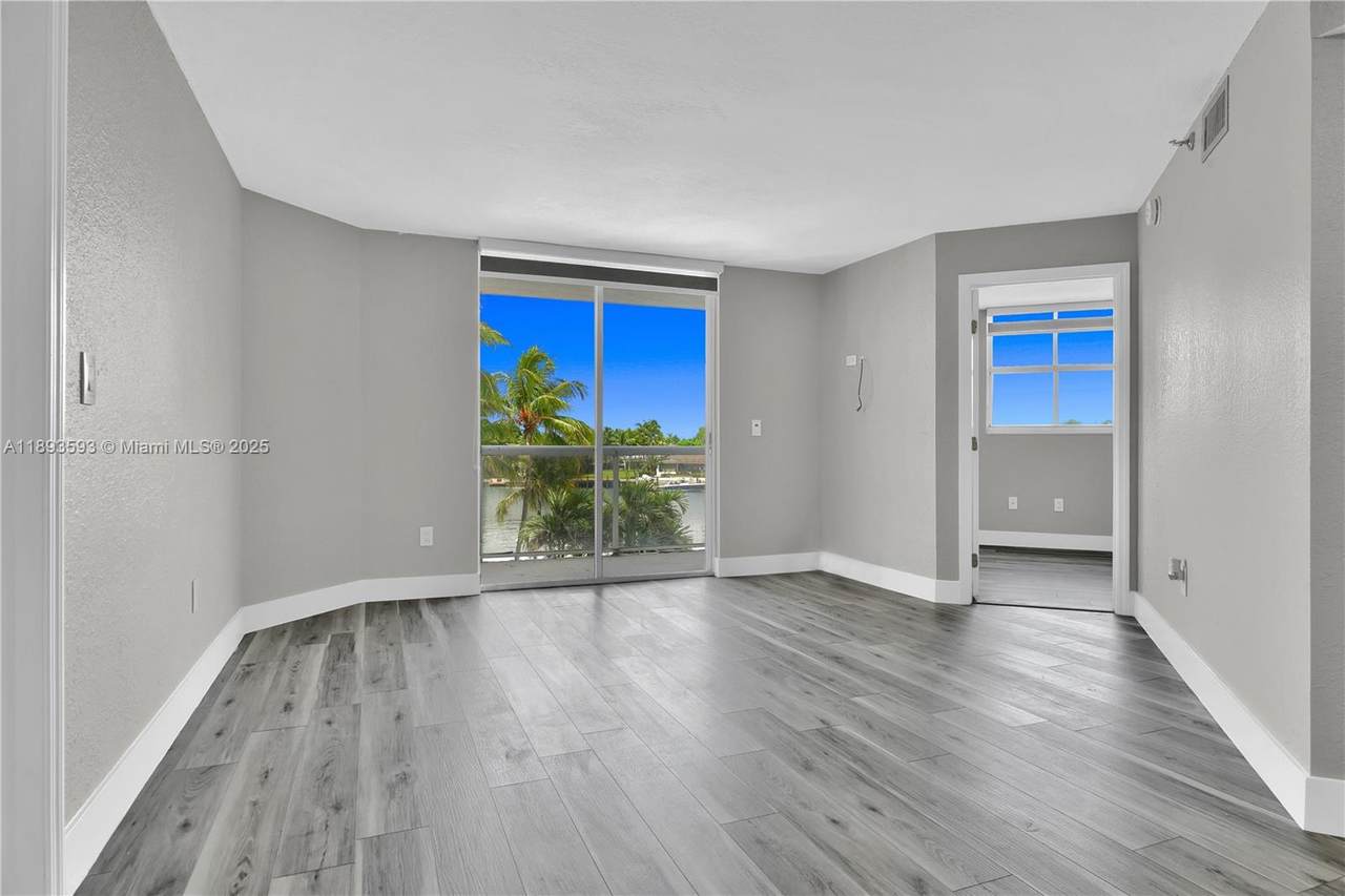https://bt-photos.global.ssl.fastly.net/miami/1280_boomver_1_A11893593-2.jpg