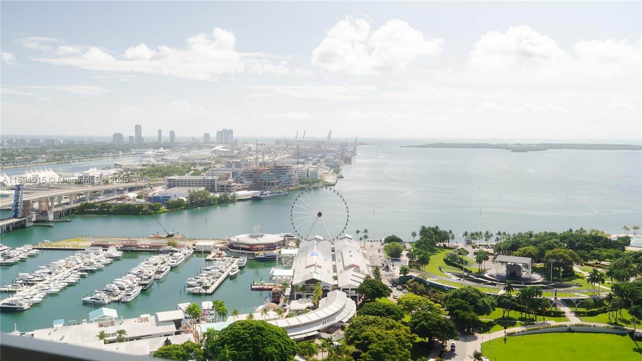 398 5th St - Photo 1