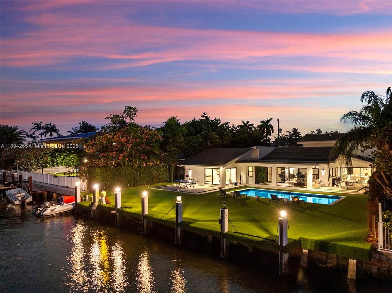 https://bt-photos.global.ssl.fastly.net/miami/1280_boomver_1_A11894265-2.jpg