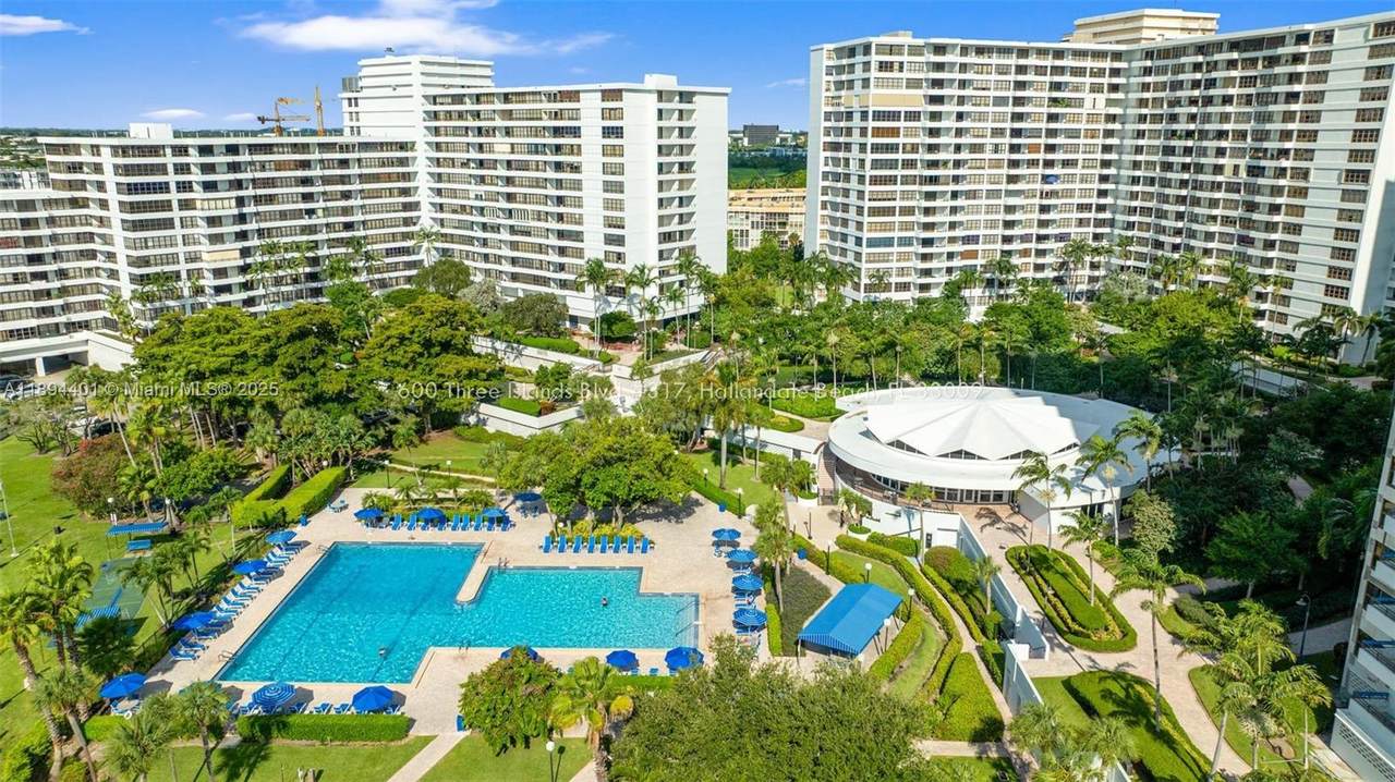 600 Three Islands Blvd - Photo 1
