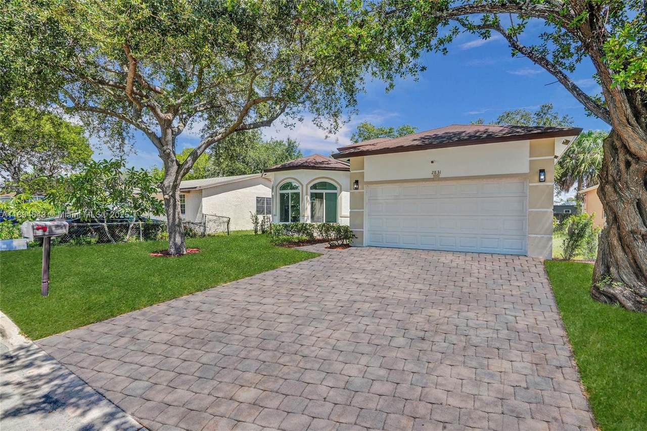 2831 6th Ct - Photo 1