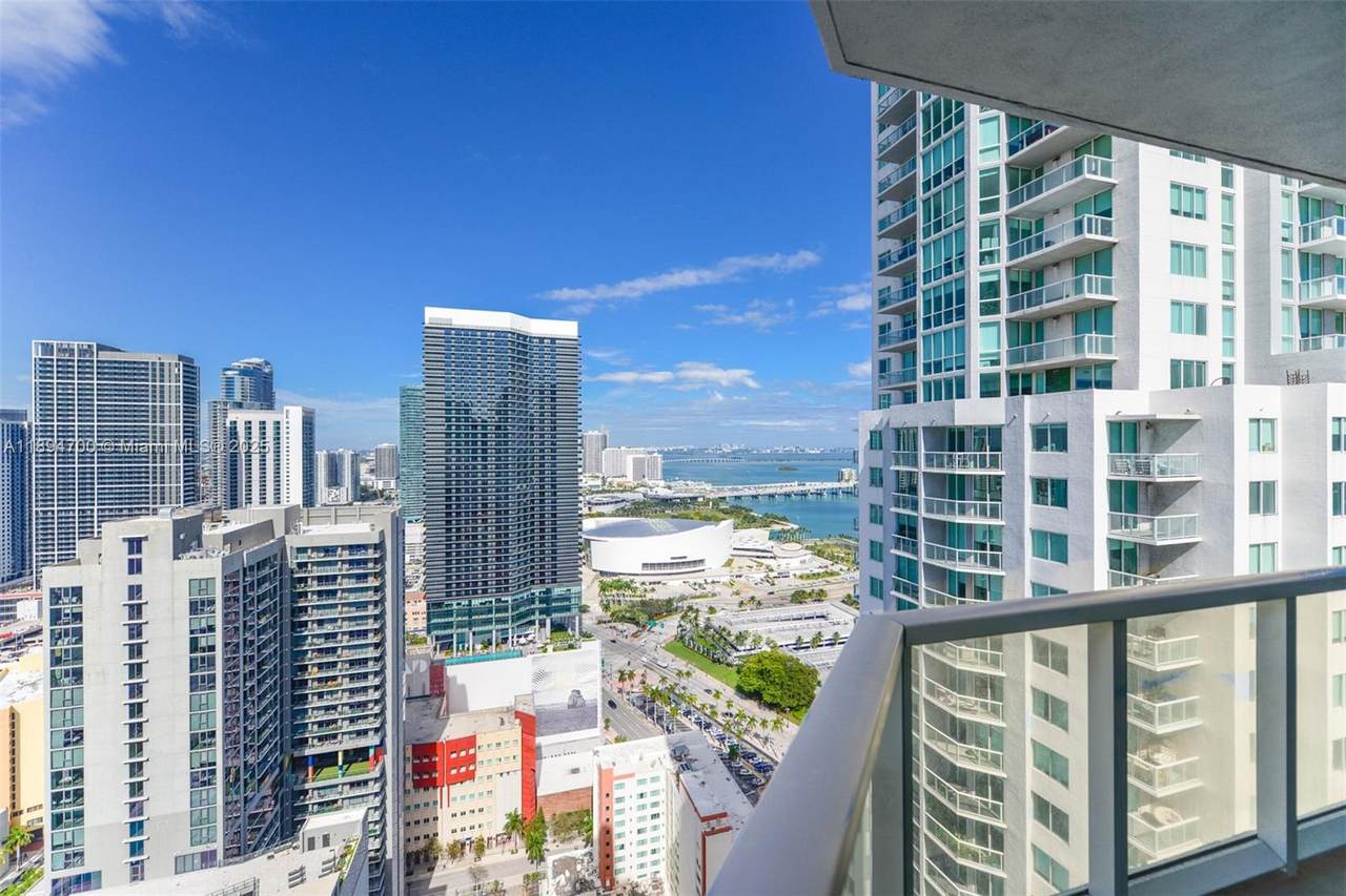 https://bt-photos.global.ssl.fastly.net/miami/1280_boomver_1_A11894700-2.jpg
