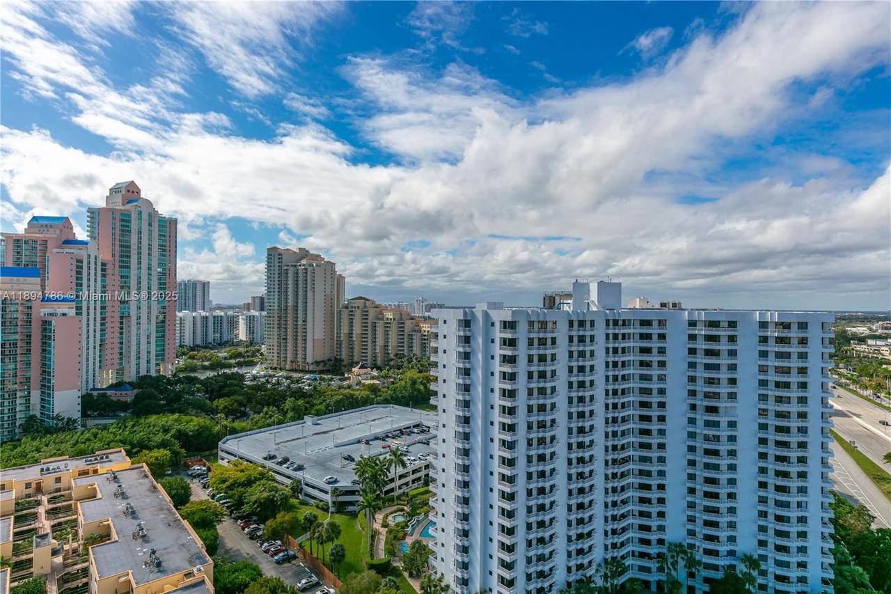 https://bt-photos.global.ssl.fastly.net/miami/1280_boomver_1_A11894786-2.jpg