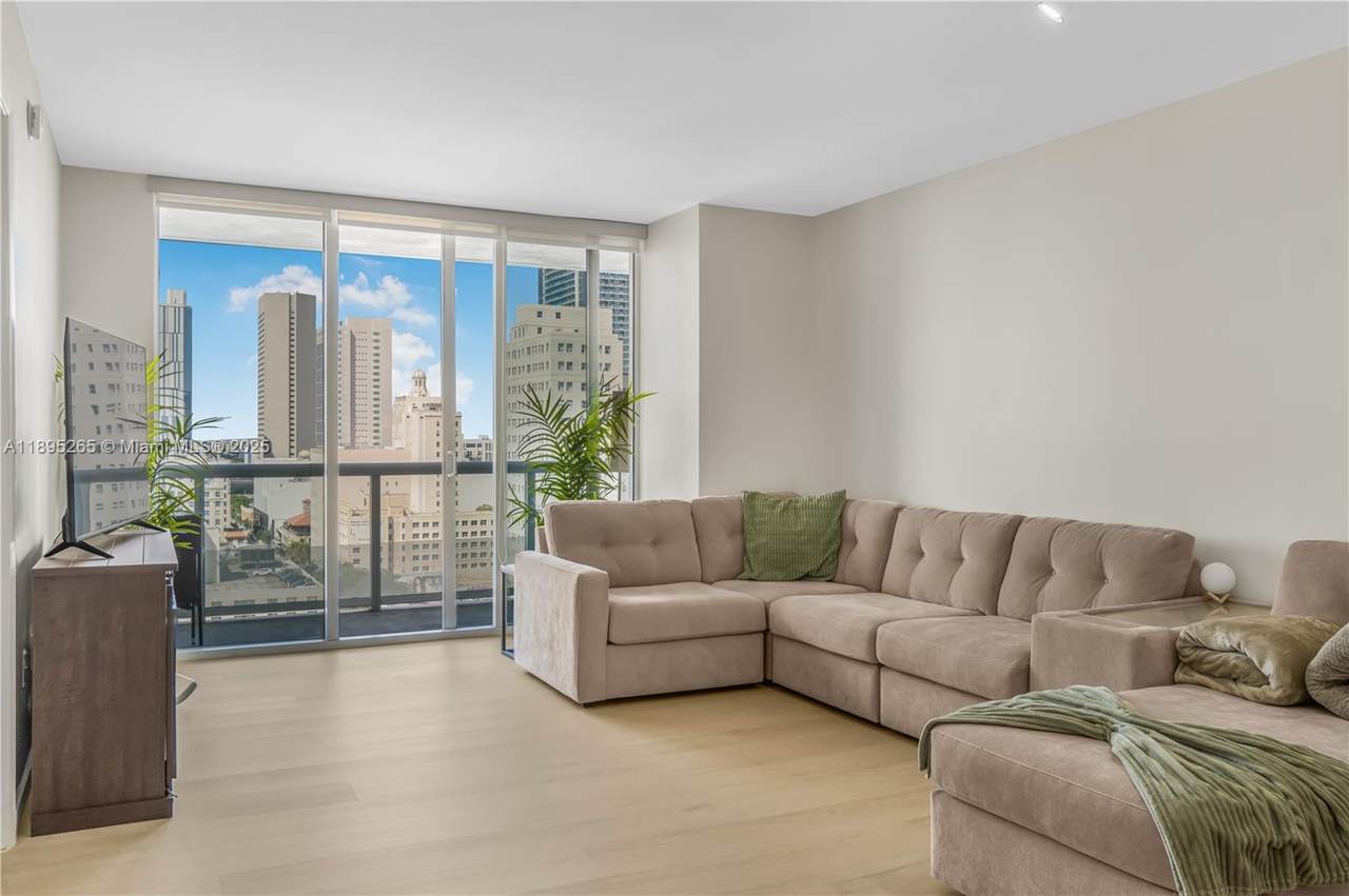 50 Biscayne Blvd - Photo 1