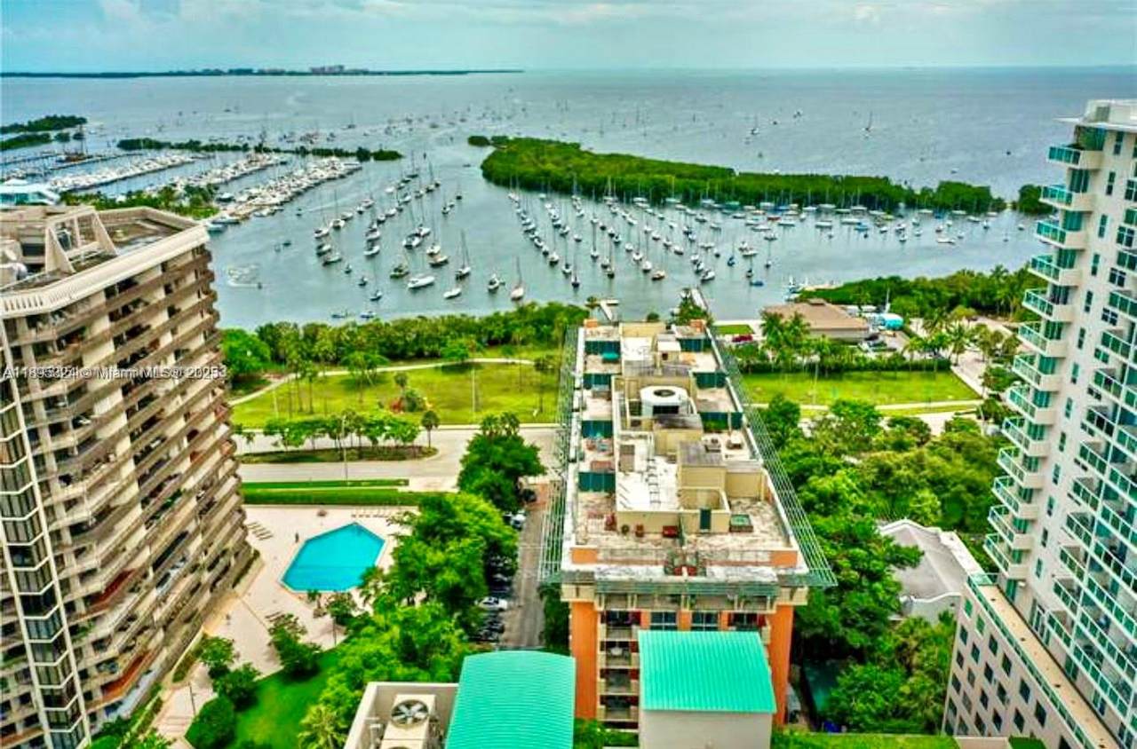 https://bt-photos.global.ssl.fastly.net/miami/1280_boomver_1_A11895324-2.jpg
