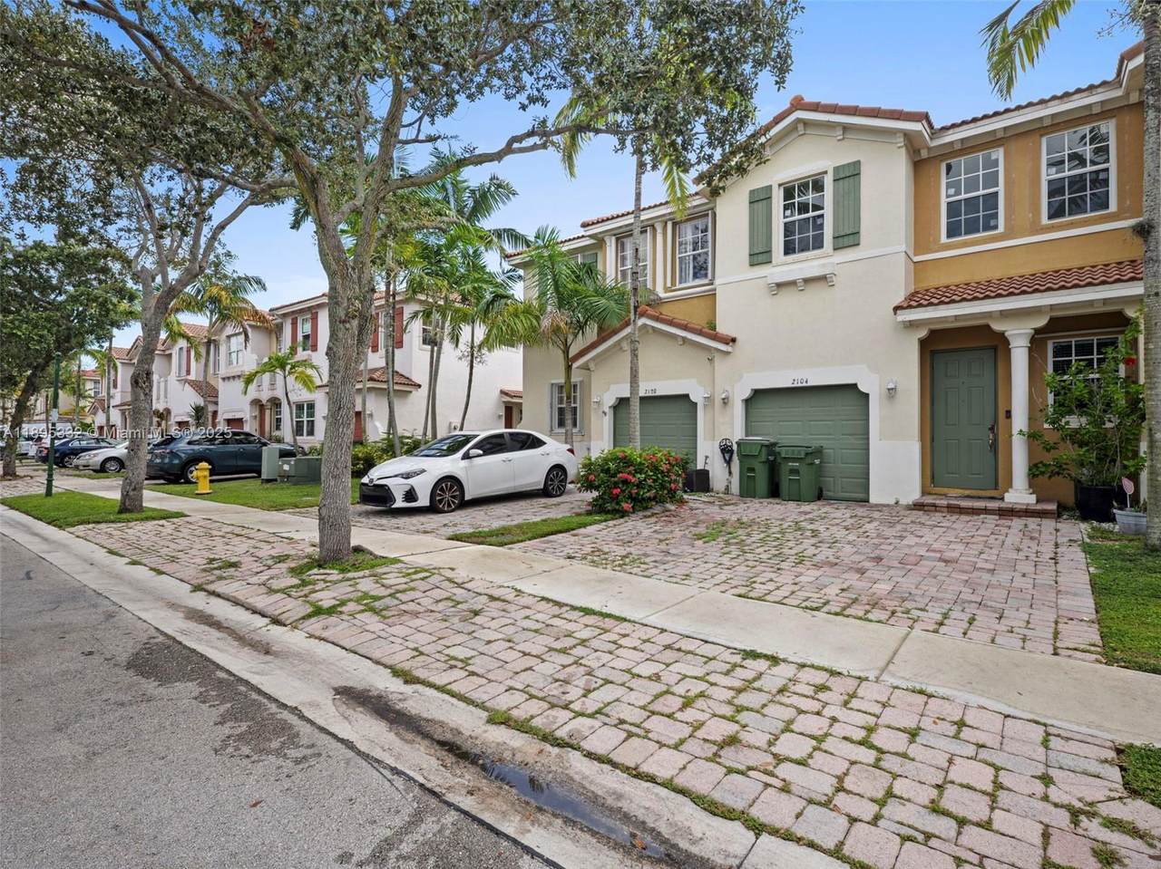 https://bt-photos.global.ssl.fastly.net/miami/1280_boomver_1_A11895332-2.jpg