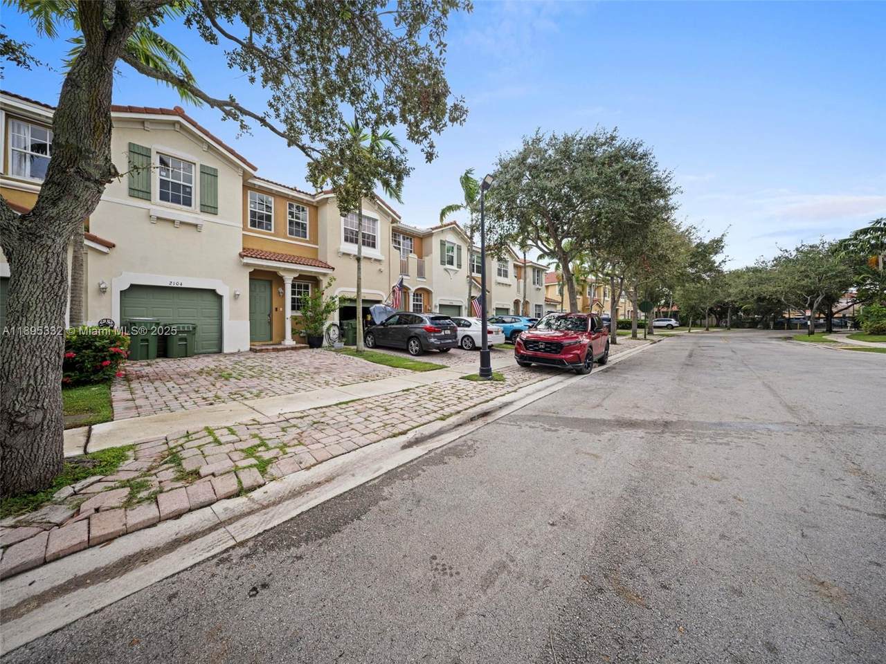 https://bt-photos.global.ssl.fastly.net/miami/1280_boomver_1_A11895332-2.jpg