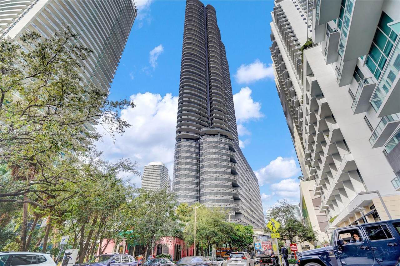 1000 Brickell Plaza - Photo 1