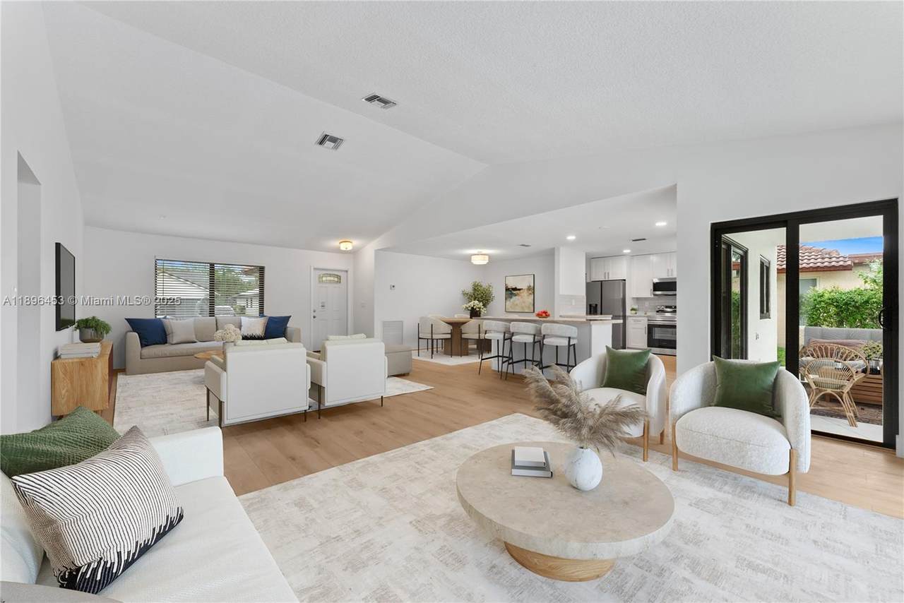 10791 9th Mnr - Photo 1