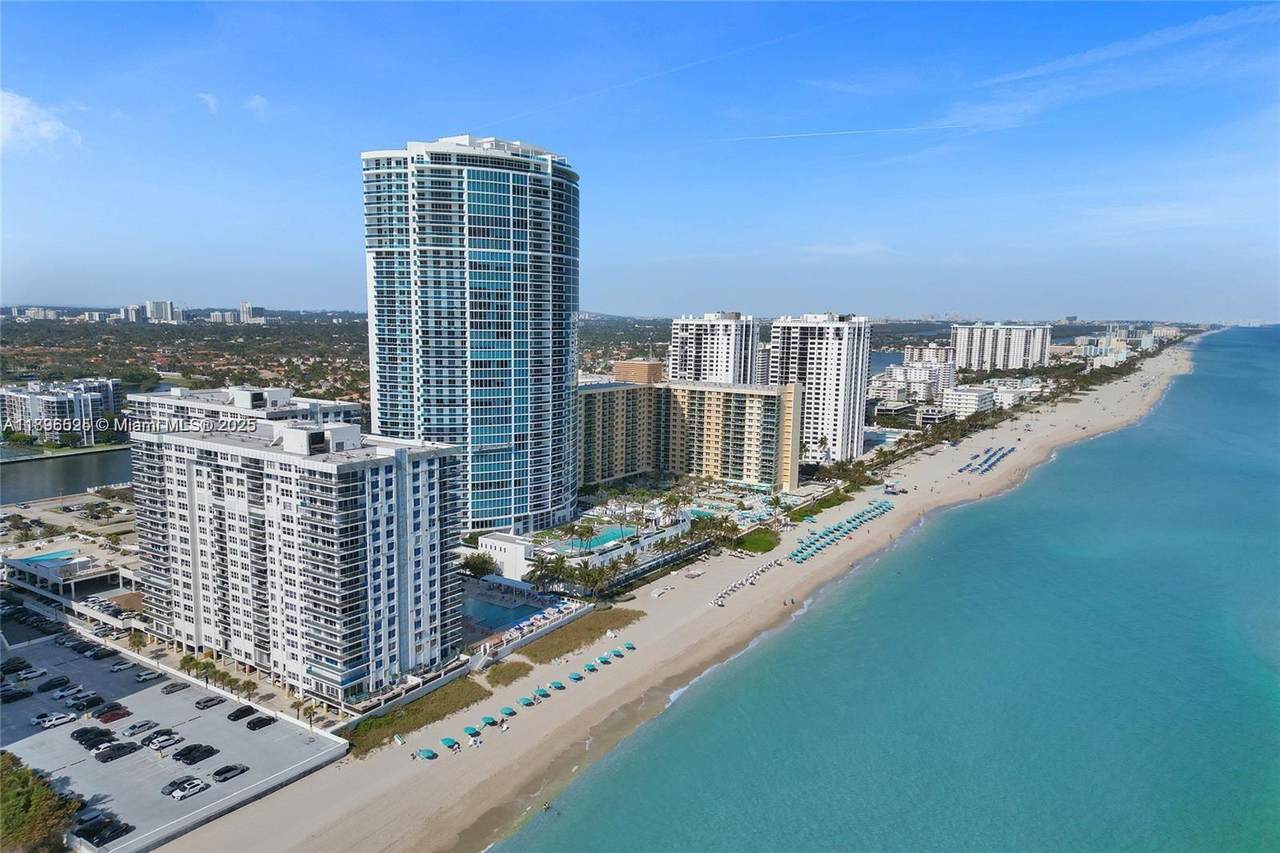 2751 Ocean Dr - Photo 1