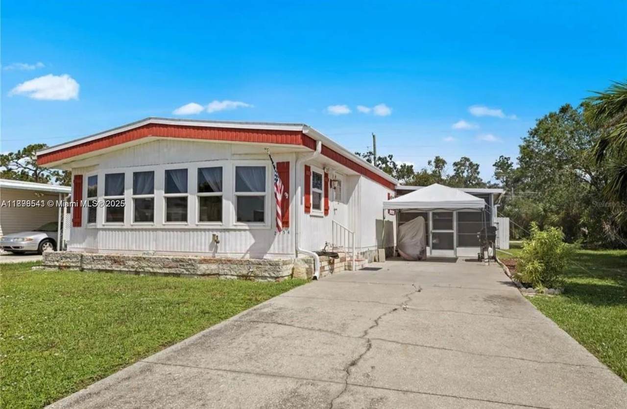 2754 Tanager Lane - Photo 1