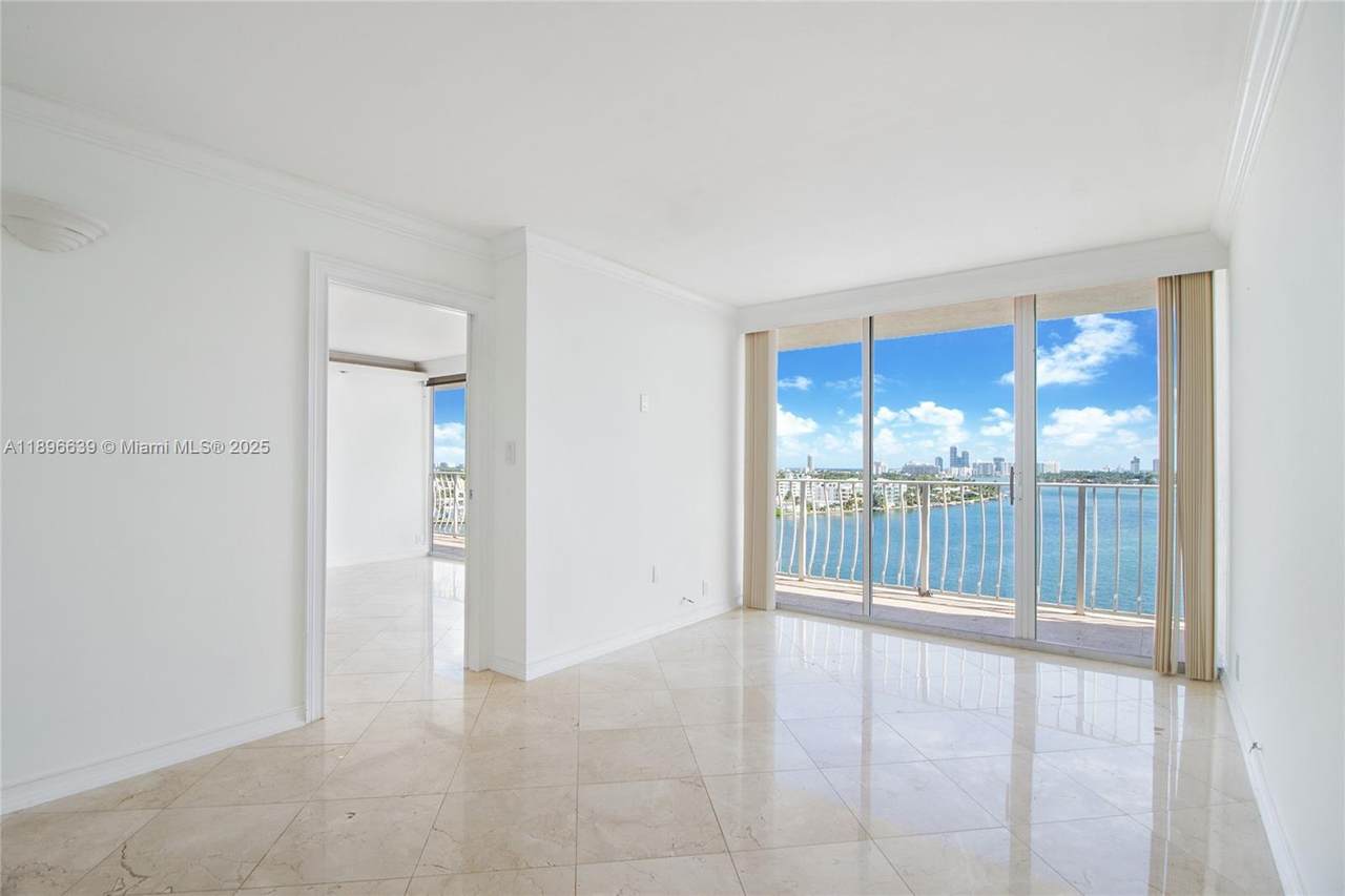 https://bt-photos.global.ssl.fastly.net/miami/1280_boomver_1_A11896639-2.jpg