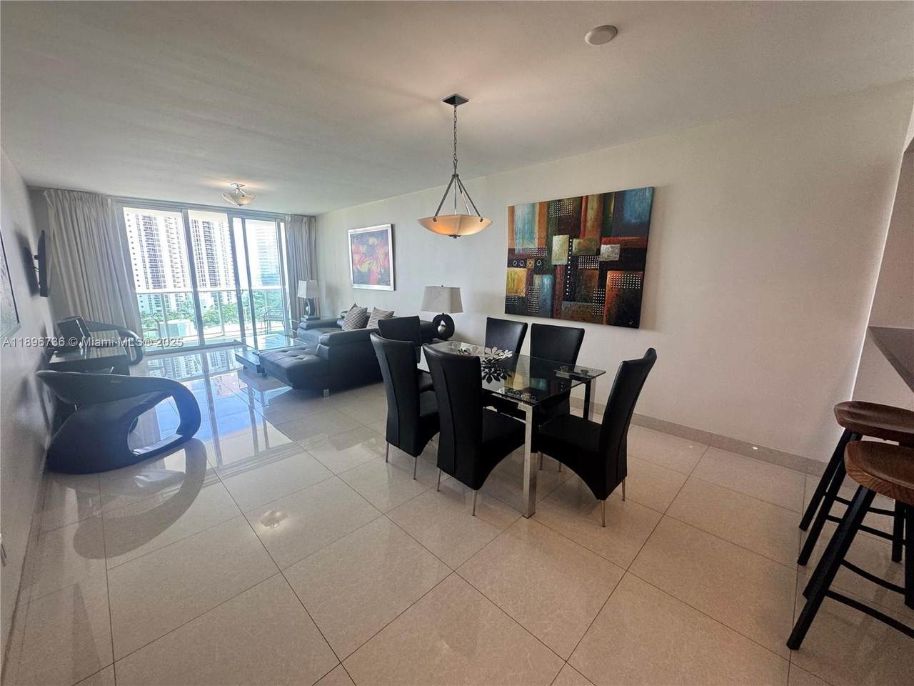 https://bt-photos.global.ssl.fastly.net/miami/1280_boomver_1_A11896736-2.jpg