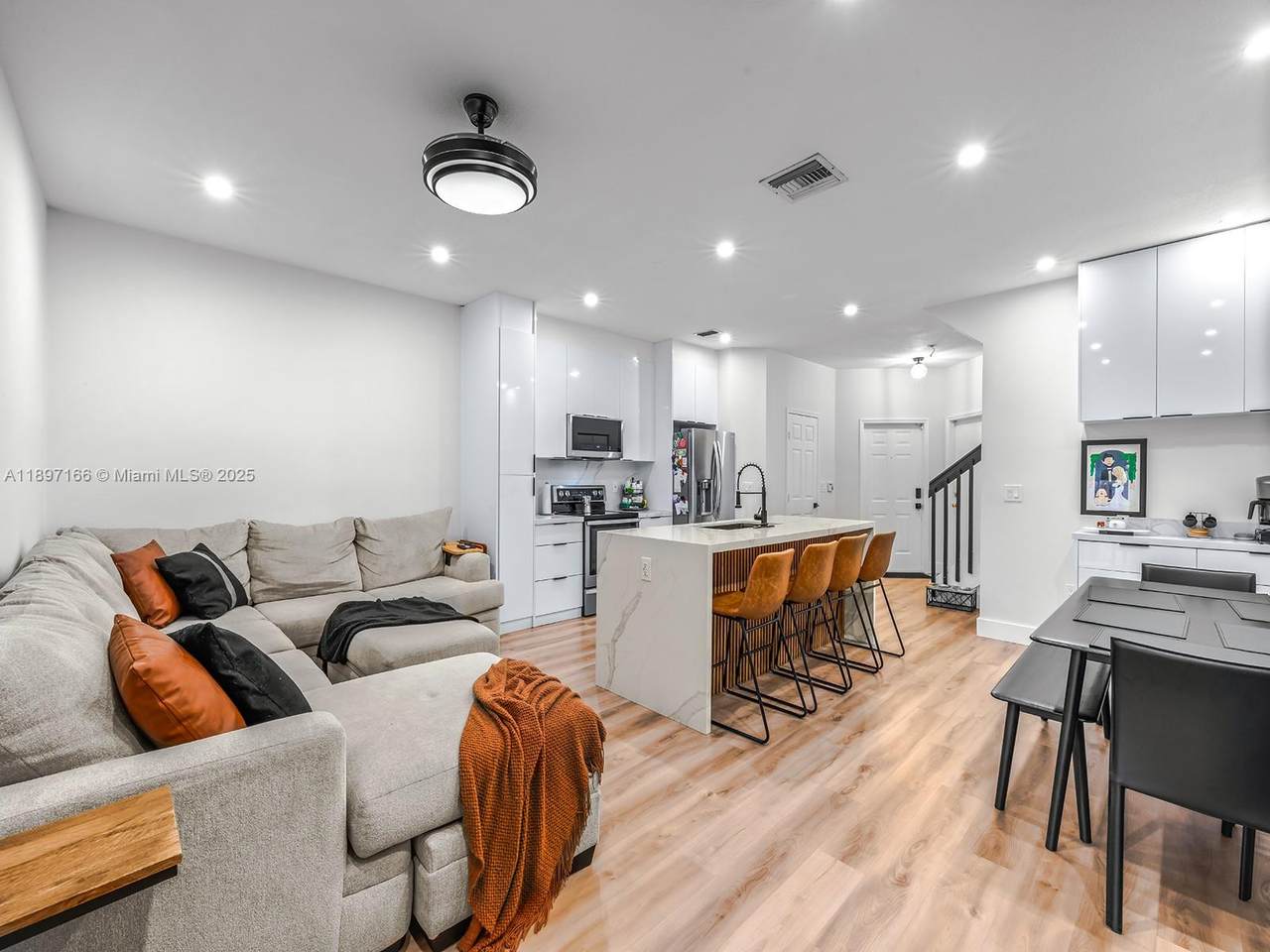 1061 100th Ave - Photo 1