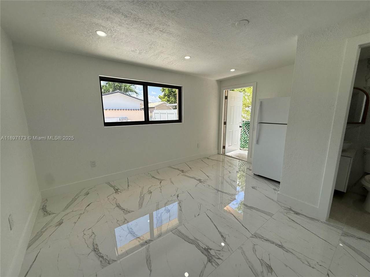 9824 26th Ter - Photo 1