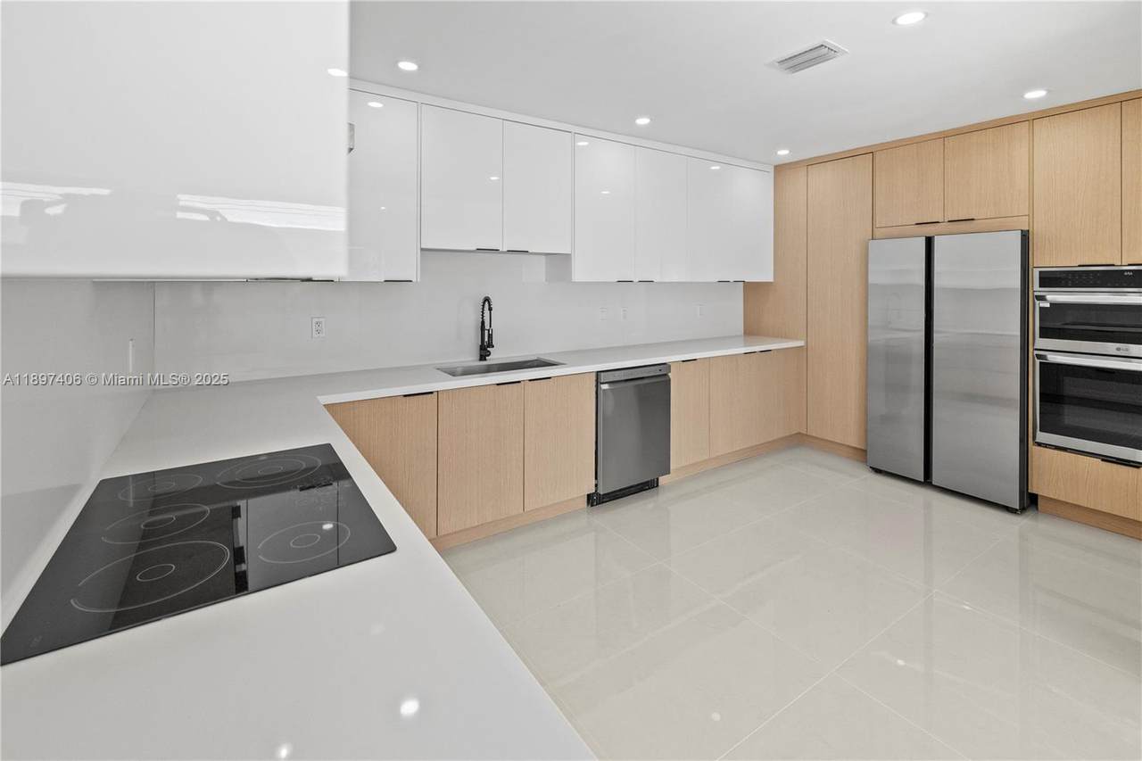 5000 Bayberry Ln - Photo 1