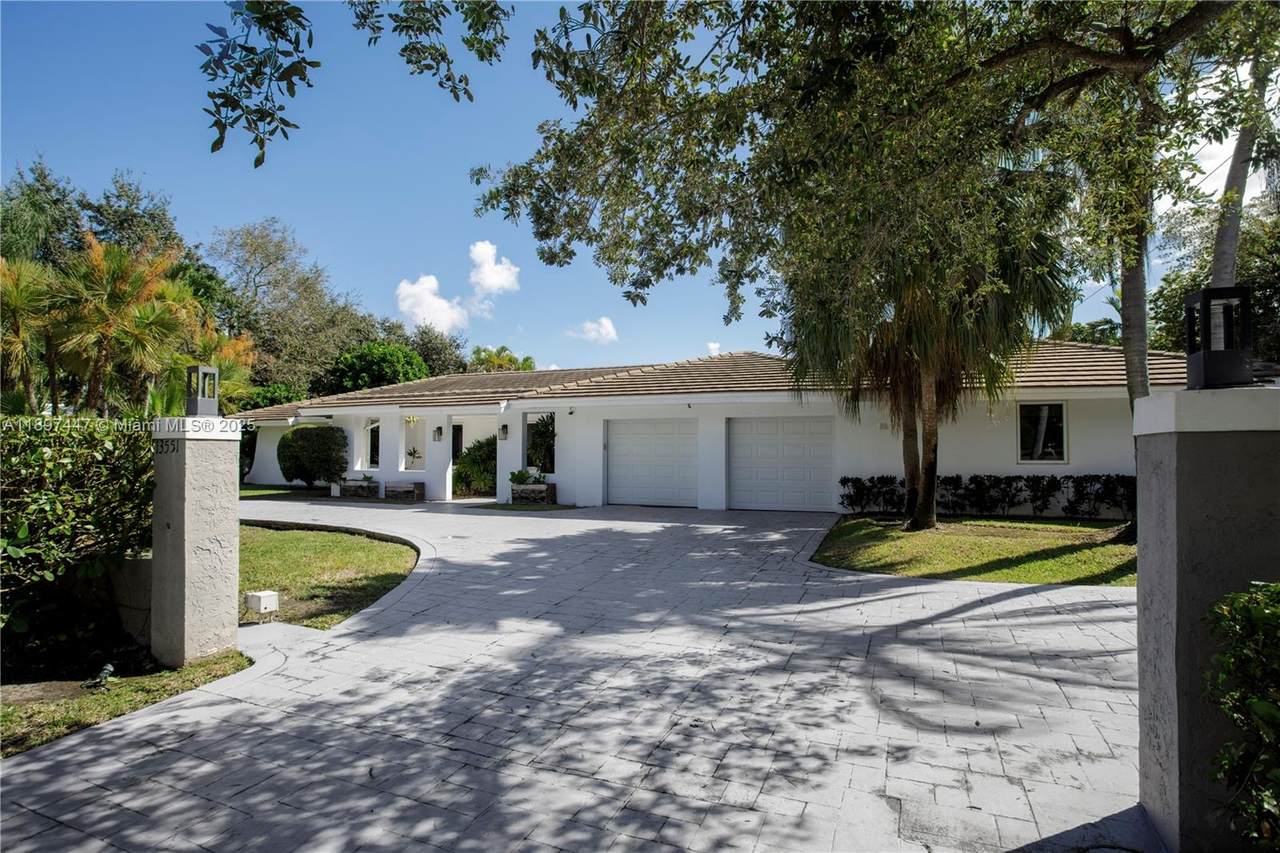 13551 62nd Ave - Photo 1