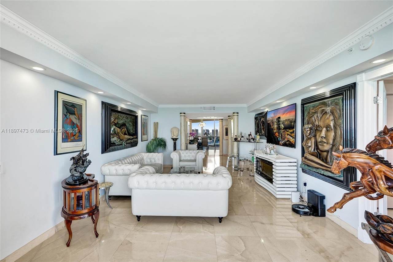 https://bt-photos.global.ssl.fastly.net/miami/1280_boomver_1_A11897473-2.jpg
