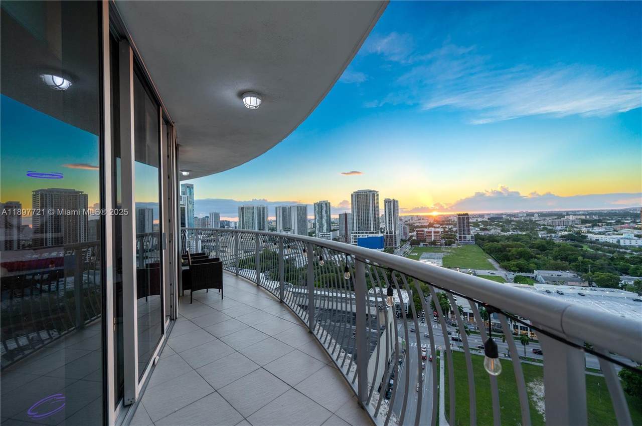 https://bt-photos.global.ssl.fastly.net/miami/1280_boomver_1_A11897721-2.jpg