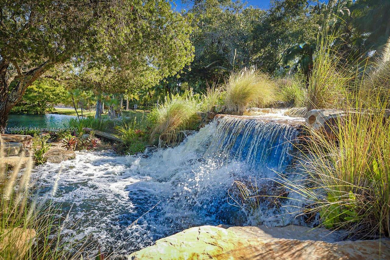 5166 Inkwood Way - Photo 1